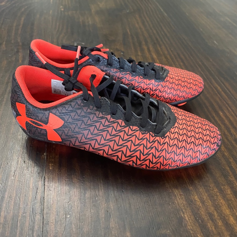 Under Armour CF Force 3.0 FG Youth Soccer Cleats Black Red 1278846-006 Size 3.5Y